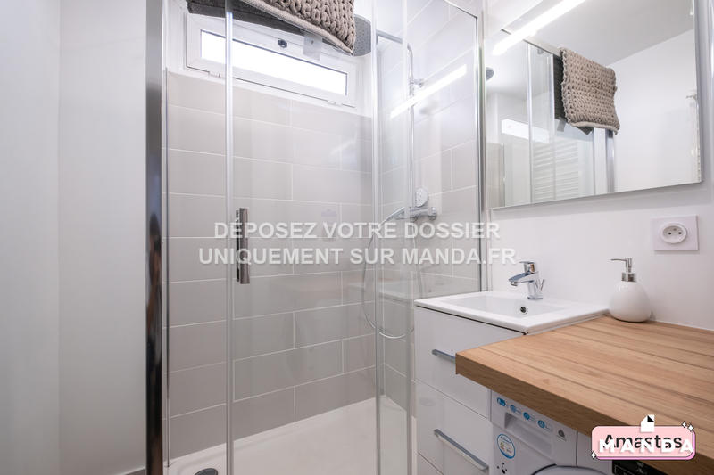 Chambre - 10 m² - 4 pièces