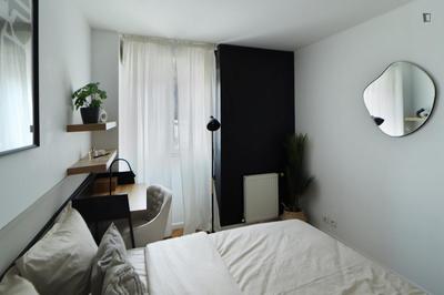 Chambre - 11 m² - 4 pièces