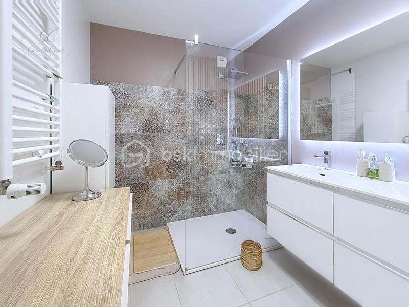 Appartement - 68 m² - 3 pièces