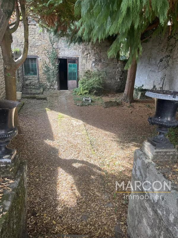 Maison - 160 m² - 6 pièces