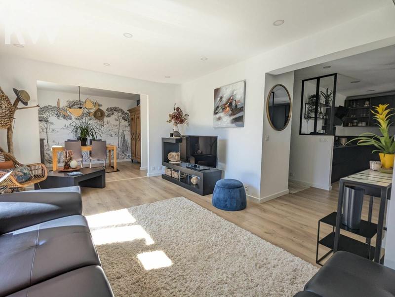 Maison - 142 m² - 6 pièces