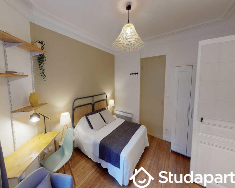 Chambre - 70 m² - 1 pièce