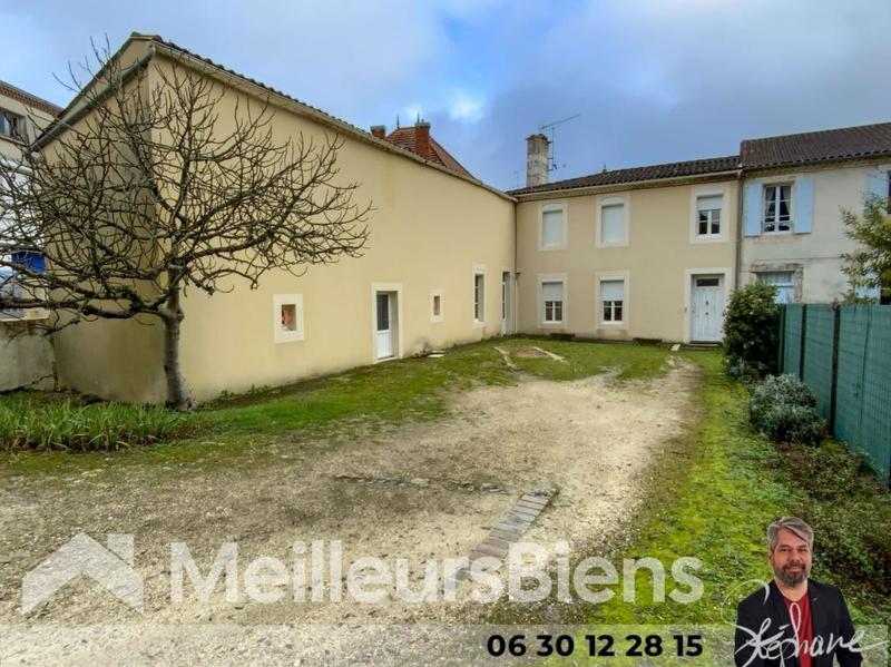 Maison - 215 m² - 9 pièces