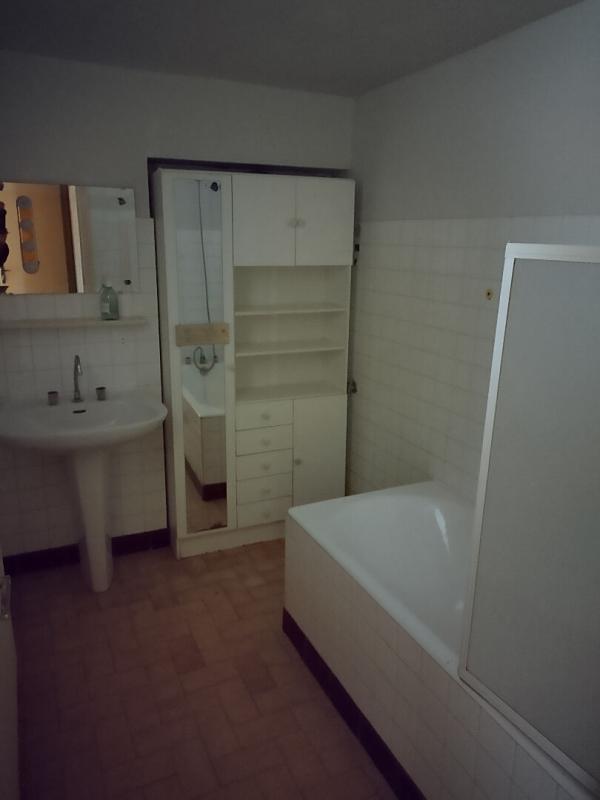 Maison - 96 m² - 5 pièces