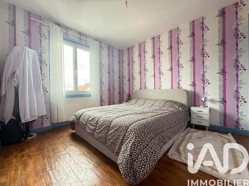 Maison - 99 m² - 5 pièces