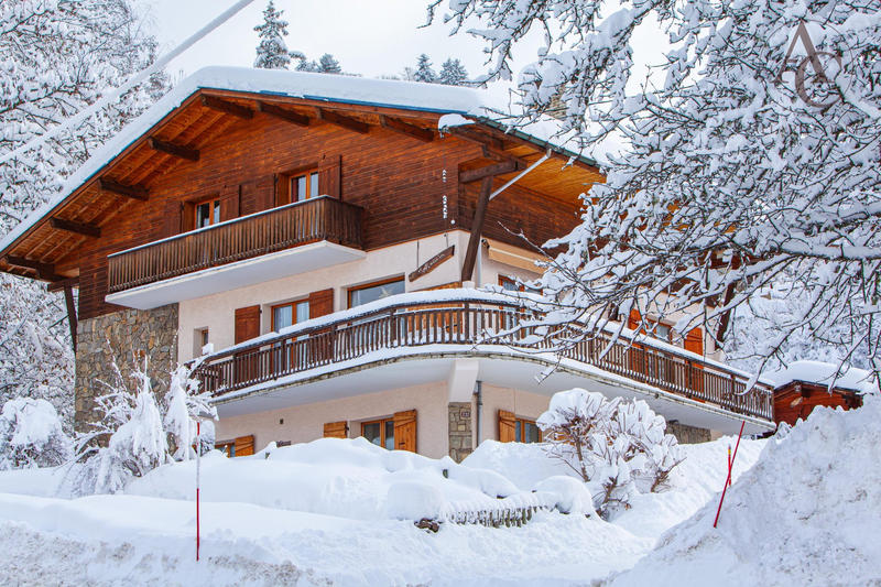 Châlet - 223 m² - 8 pièces