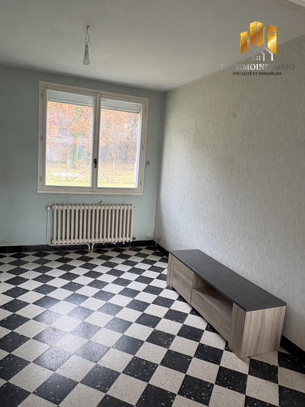 Maison - 90 m² - 5 pièces