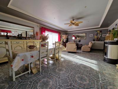 Maison de campagne - 220 m² - 6 pièces