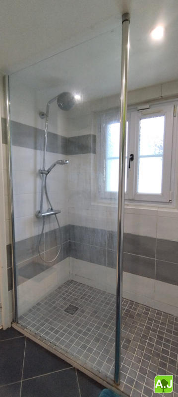 Maison - 104 m² - 4 pièces