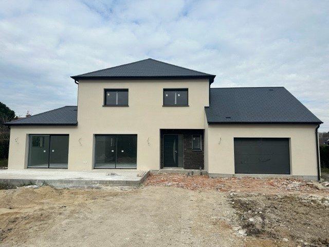 Maison - 130 m² - 5 pièces