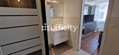 Immeuble - 90 m² - 5 pièces