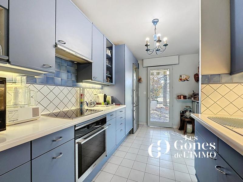 Appartement - 148 m² - 7 pièces