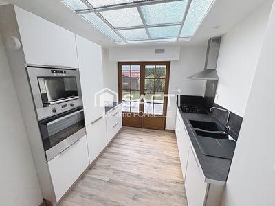 Maison - 108 m² - 4 pièces