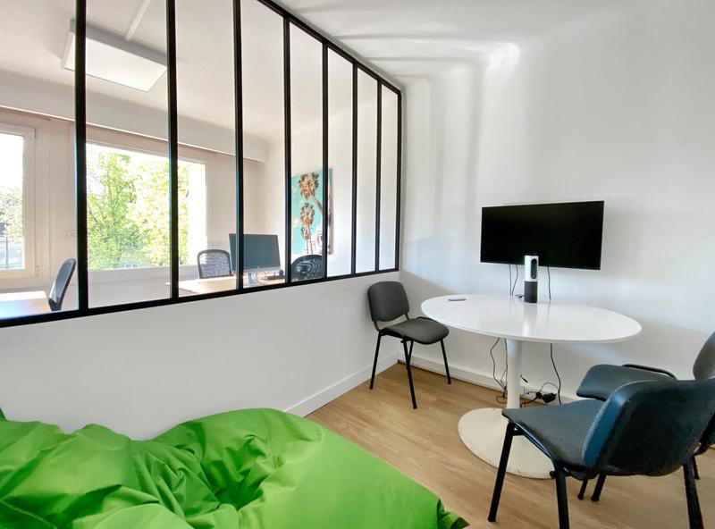 Bureau - 83 m² - 3 pièces