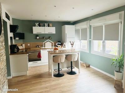 Maison - 80 m² - 4 pièces