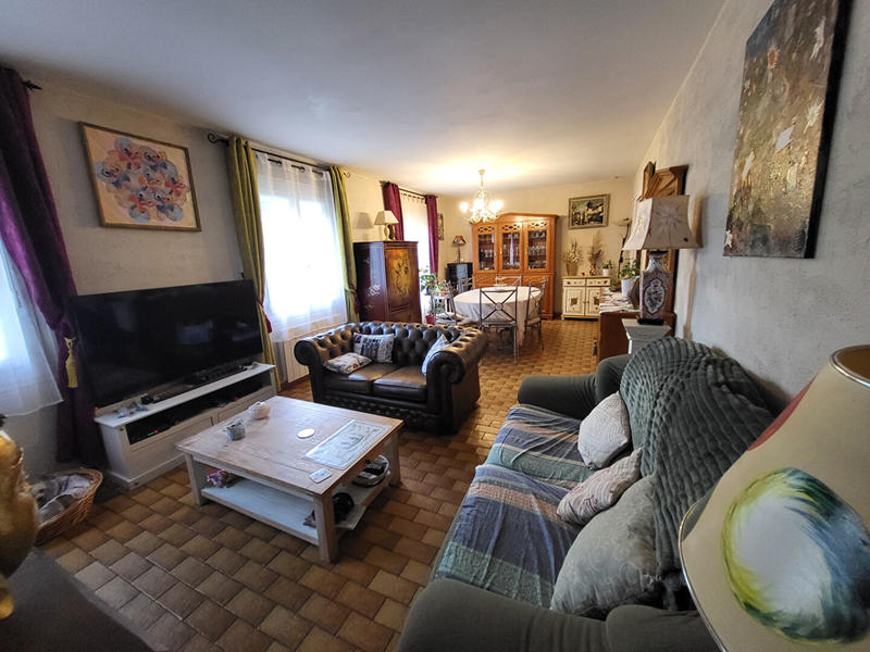 Maison - 90 m² - 5 pièces