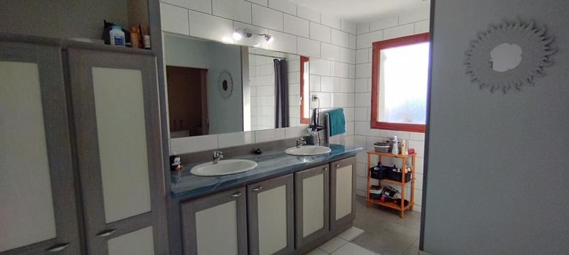 Maison traditionnelle - 181 m² - 7 pièces