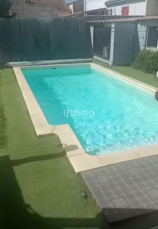 Maison - 140 m² - 5 pièces