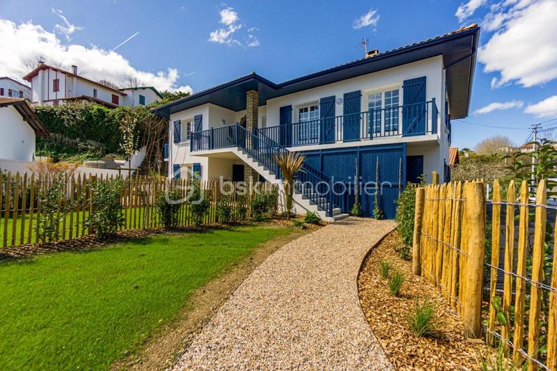 Appartement - 120 m² - 4 pièces