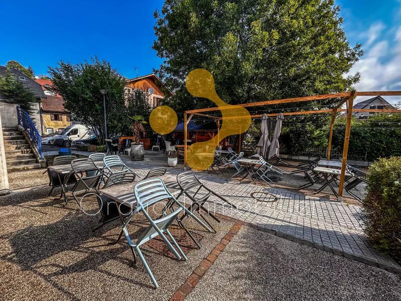 Fonds de commerce - Magasins - 150 m²