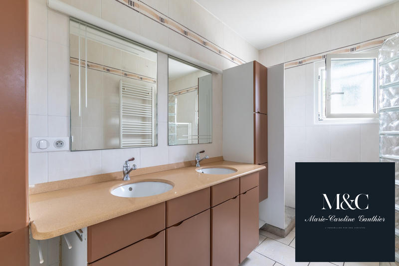 Maison - 127 m² - 5 pièces