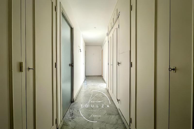 Appartement - 162 m² - 5 pièces