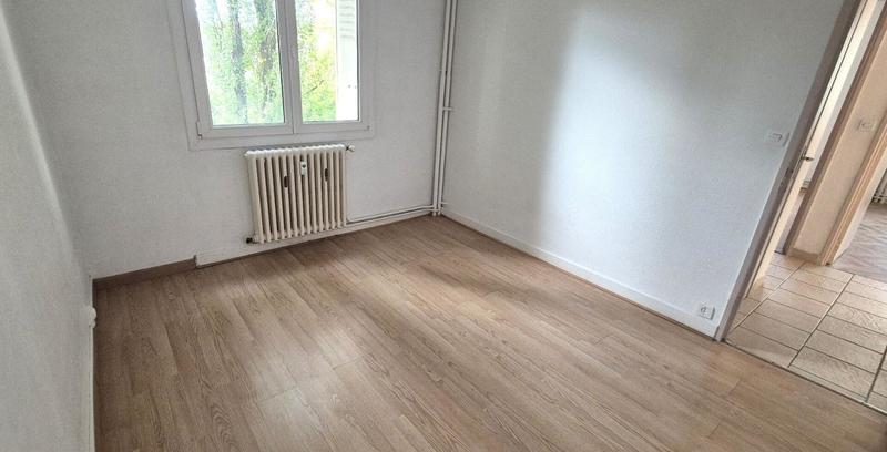 Appartement - 81 m² - 5 pièces