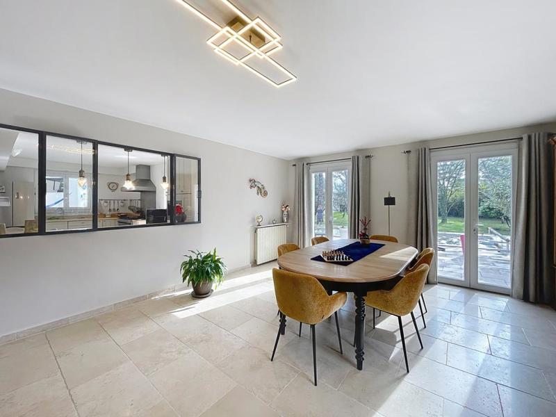 Villa - 153 m² - 6 pièces