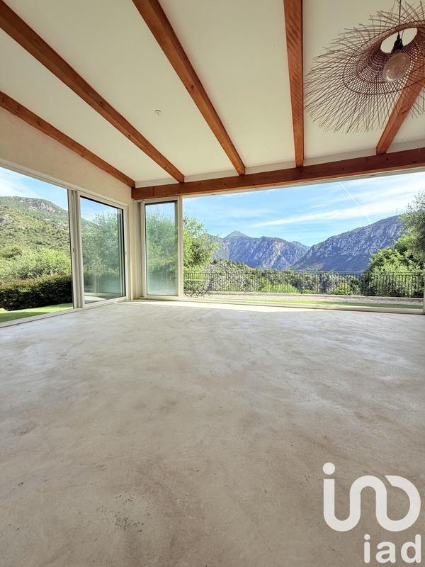 Maison - 167 m² - 6 pièces