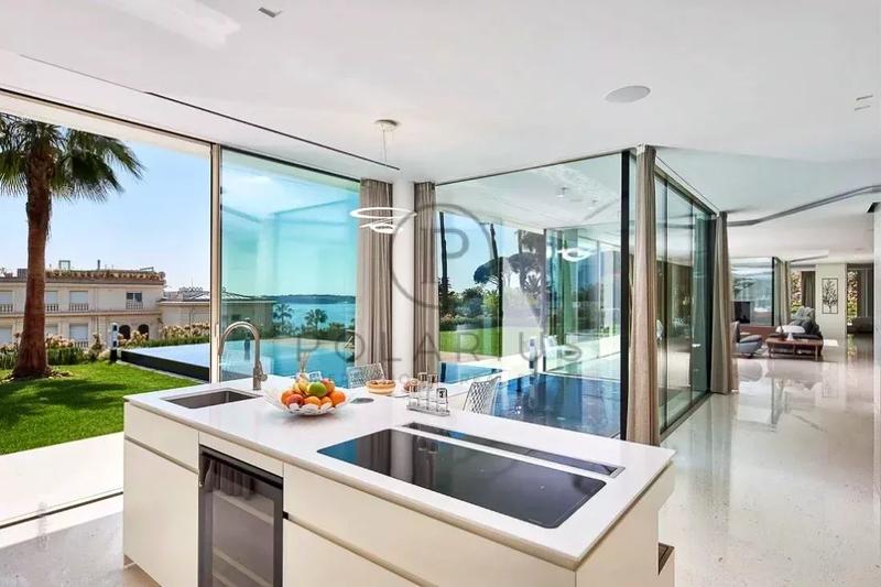 Villa - 500 m² - 10 pièces