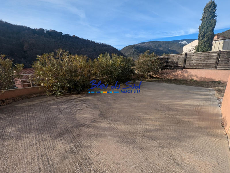 Maison traditionnelle - 143 m² - 7 pièces