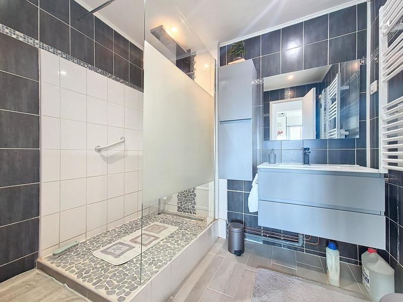 Appartement - 83 m² - 4 pièces