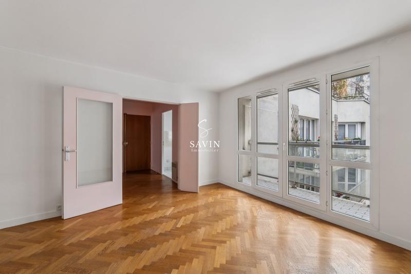 Appartement - 80 m² - 4 pièces