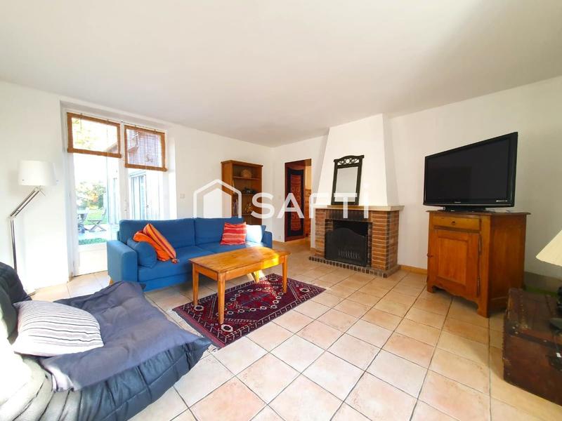 Maison - 170 m² - 8 pièces