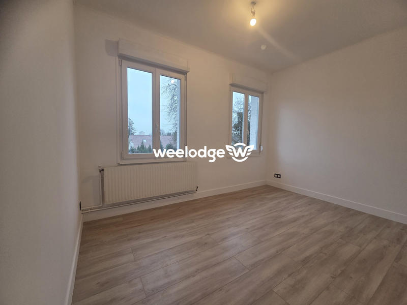 Maison - 121 m² - 6 pièces