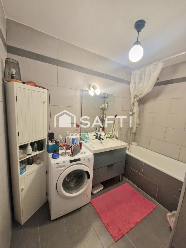 Appartement - 80 m² - 4 pièces