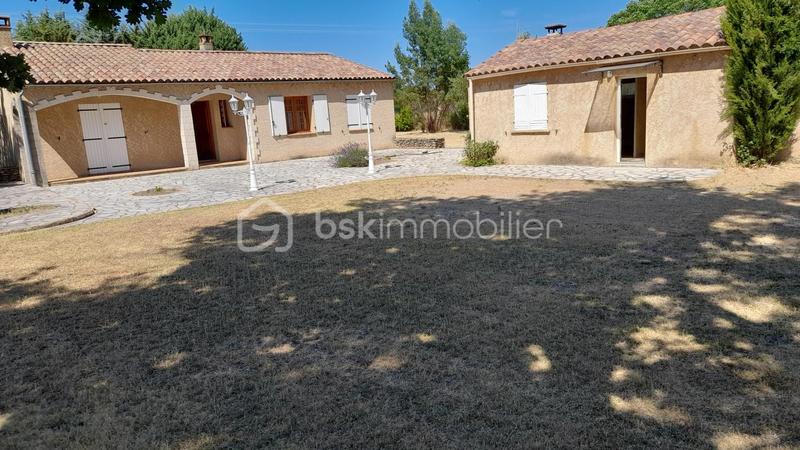 Maison traditionnelle - 140 m² - 6 pièces