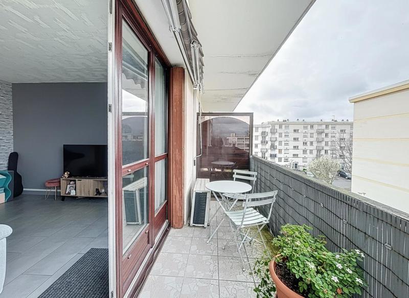 Appartement - 70 m² - 4 pièces