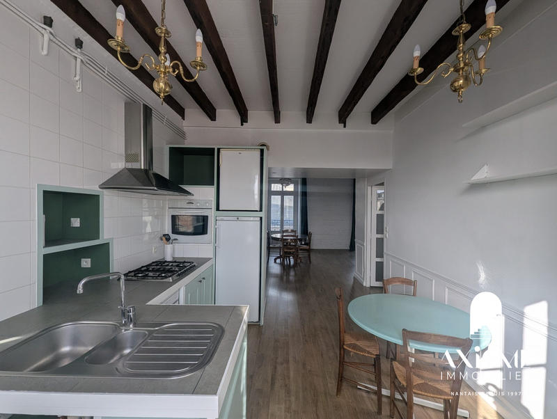 Appartement - 90 m² - 3 pièces