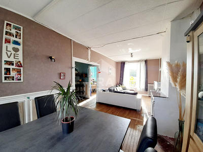 Maison - 133 m² - 6 pièces