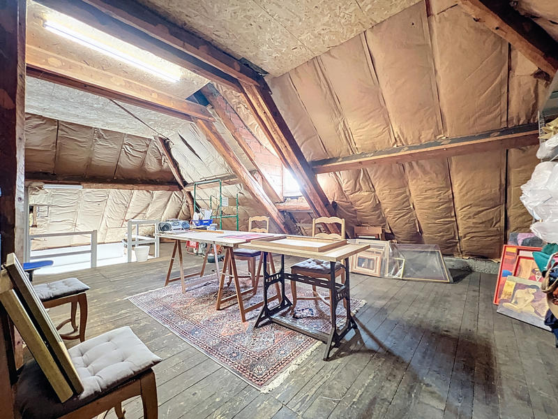 Maison - 196 m² - 8 pièces