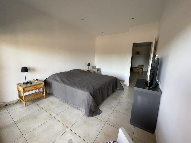 Appartement - 193 m² - 4 pièces