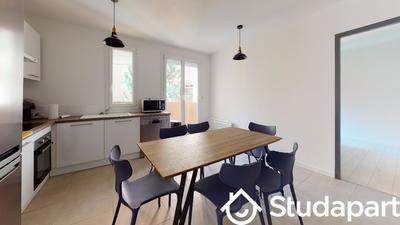 Chambre - 11 m² - 1 pièce