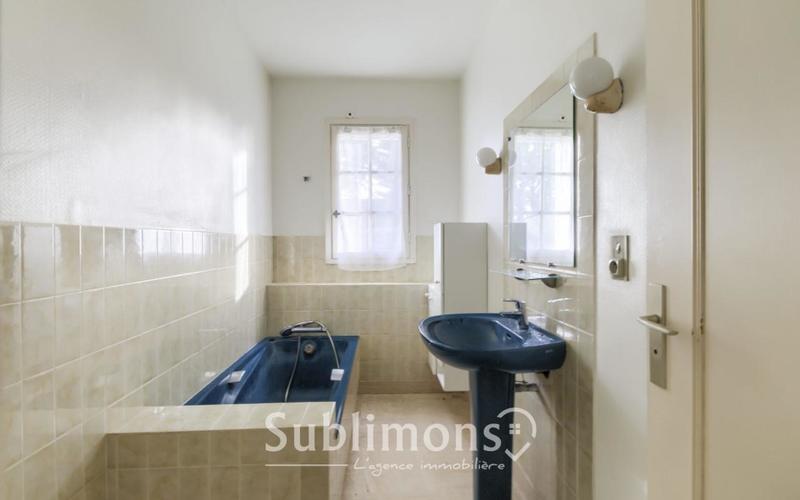 Maison traditionnelle - 133 m² - 6 pièces