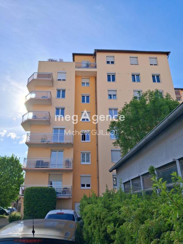 Appartement - 115 m² - 5 pièces