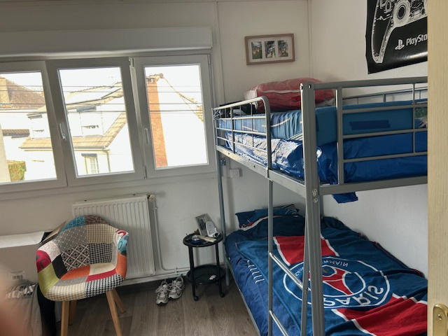 Maison - 90 m² - 6 pièces