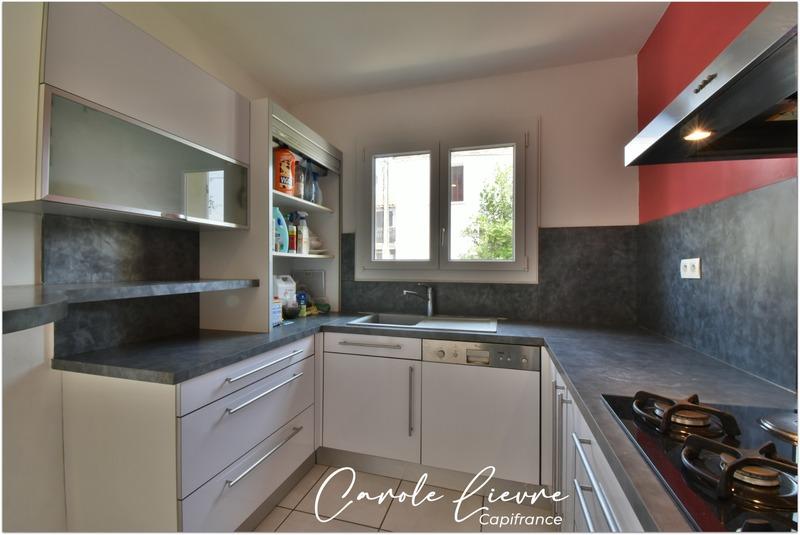Maison - 92 m² - 4 pièces