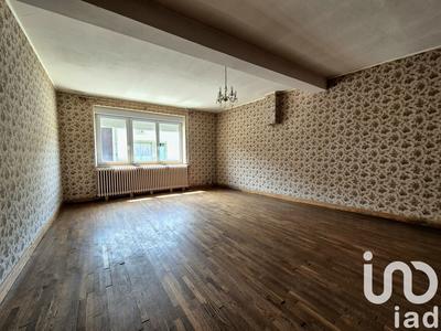 Maison - 215 m² - 6 pièces