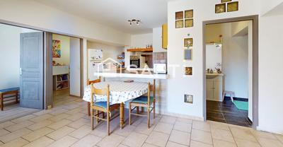Maison - 179 m² - 8 pièces