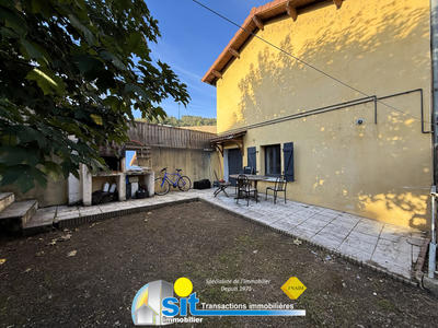 Appartement - 87 m² - 4 pièces